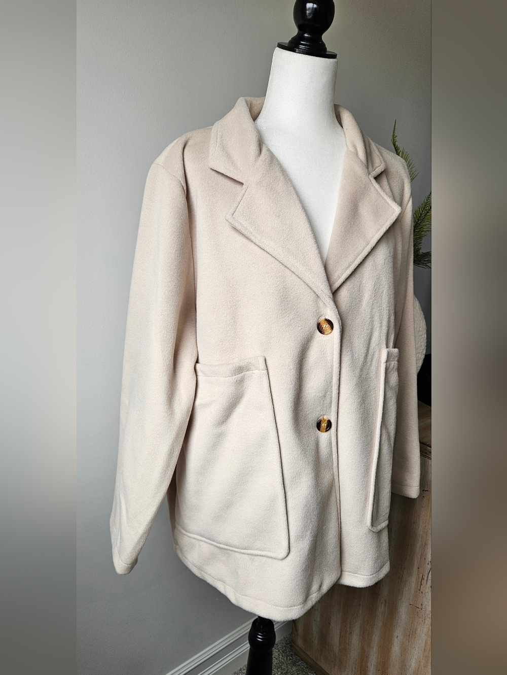 Cream Single-Breasted Pea Coat with Notch Collar